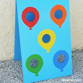 Paint a balloon target game