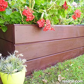 Refurbish a garden bed with Resene waterborne woodstain