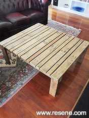 Build a pallet coffee table