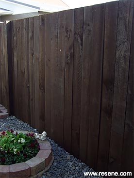 How to build a stylish garden fence