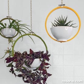 Hanging circle planters 