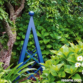 Build a garden obelisk climbing frame