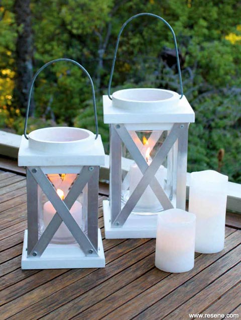 Make stylish outdoor lamps - candle lamps