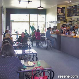 Amadeus Riverbank Café