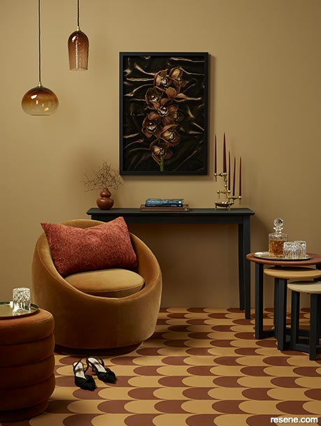 An intimate and warm earthy tan lounge