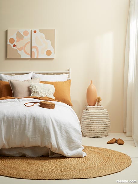 A relaxing bedroom with caramel accessories