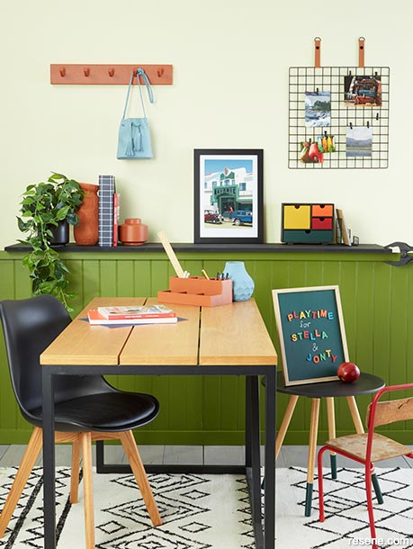 A fun and vibrant dining room - inspired by old schoolhouse