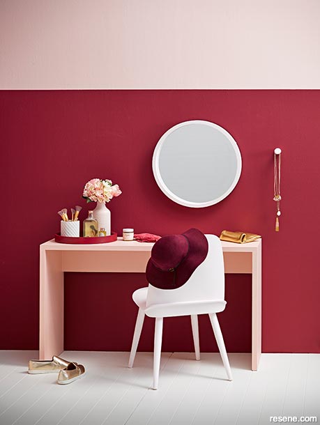 A red feminine dressign room