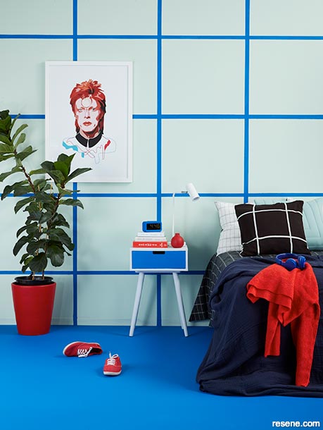 Paint a grid on the walls of your kids bedroom