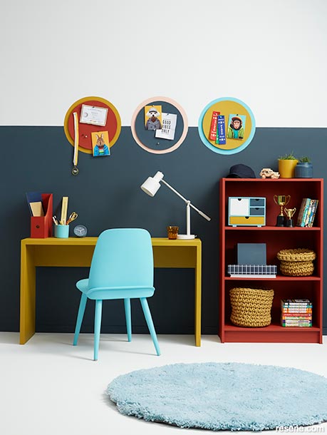 A colourful study space for your kids
