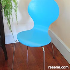 Paint an wooden retro chair