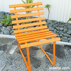 Paint an garden chair