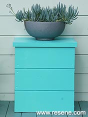 Build and paint a garden table