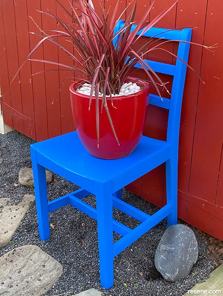 How to make a plant display chair