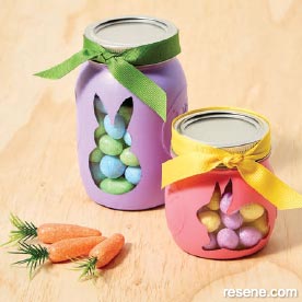 Egg wreath, bunny bunting and Easter jars