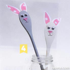 Bunny spoon puppets