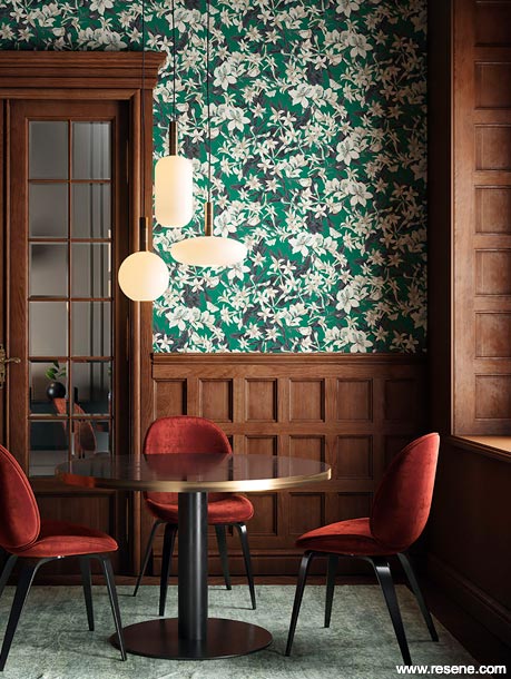 A classic Art Deco dining room design