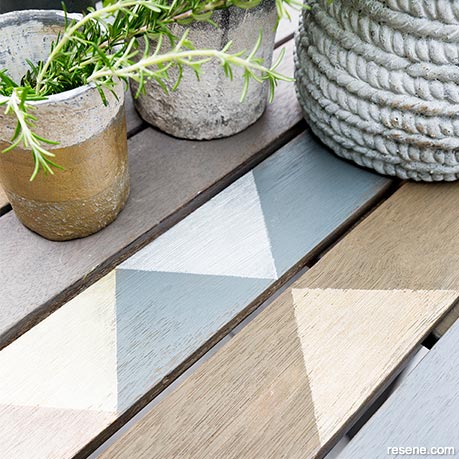 Stain slats of outdoor furniture in different colours