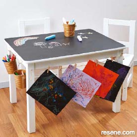 Activity table for young artists