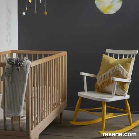 Nursery chair and star 