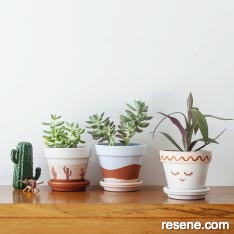 Paint themed pots for your kids rooms