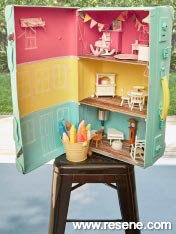 Pack-away doll’s house