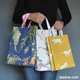 Make wallpaper gift bags