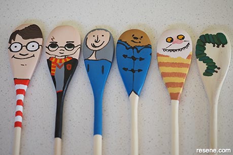 Wooden spoon puppets for kids - Step 4