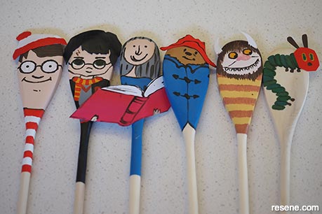 Wooden spoon puppets for kids - Step 5