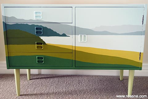 Paint a landscape sideboard cabinet