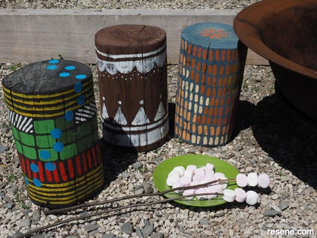 How to make your own outdoor stools from trees