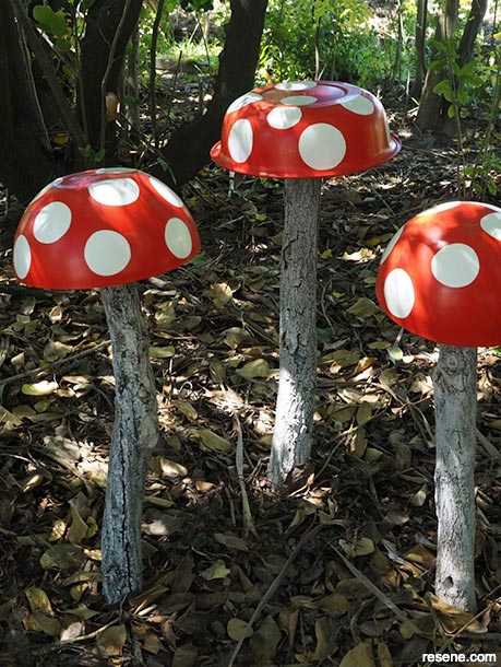 How to create your own toad stools