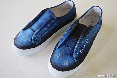 Step 5 - Painted galaxy shoes
