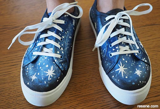 How to paint your own galaxy shoes