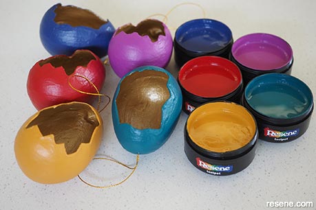 Easter hanging egg treat holders - Step 2