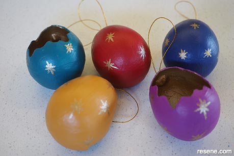 Easter hanging egg treat holders - Step 3