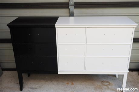How to create your own DIY paint splat drawers -  Step 4