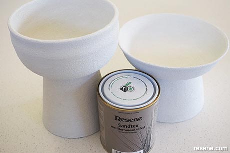 How to make your own footed bowls with Resene Sandtex - Step 4