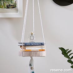 Make an hanging shelf
