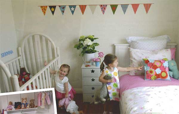 Decorating a bedroom for two girls