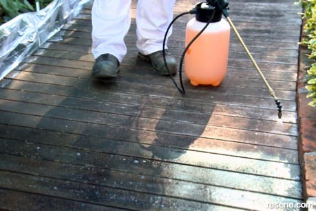 Saturating the timber surface with Resene Timber and Deck Wash
