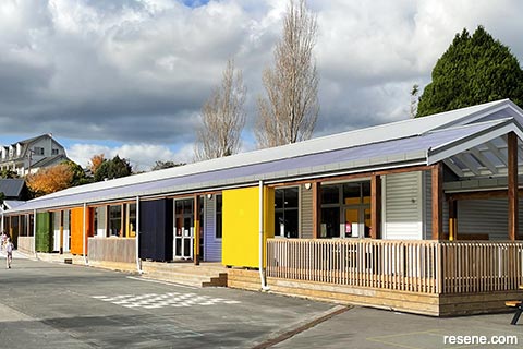 Silverstream School - exterior colours