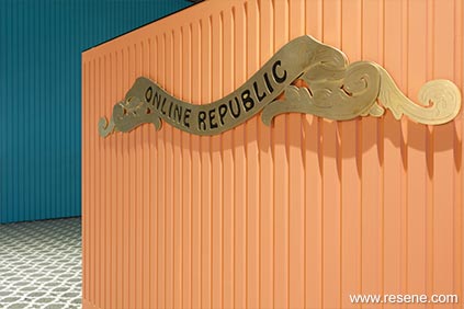 Online Republic -signage