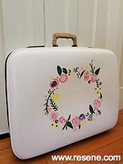 Paint a suitcase