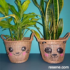 Paint cane baskets with your kids