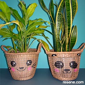 Paint cane baskets with your kids