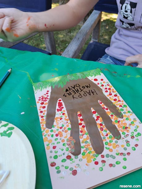 Painting a hand print tree
