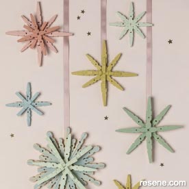 Make a christmas star decoration