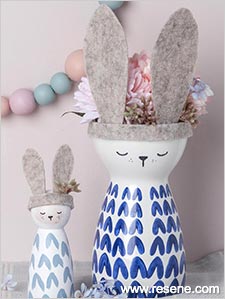 Easter bunny details